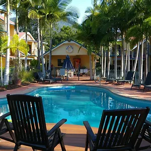 **** Aparthotel At Court Australia