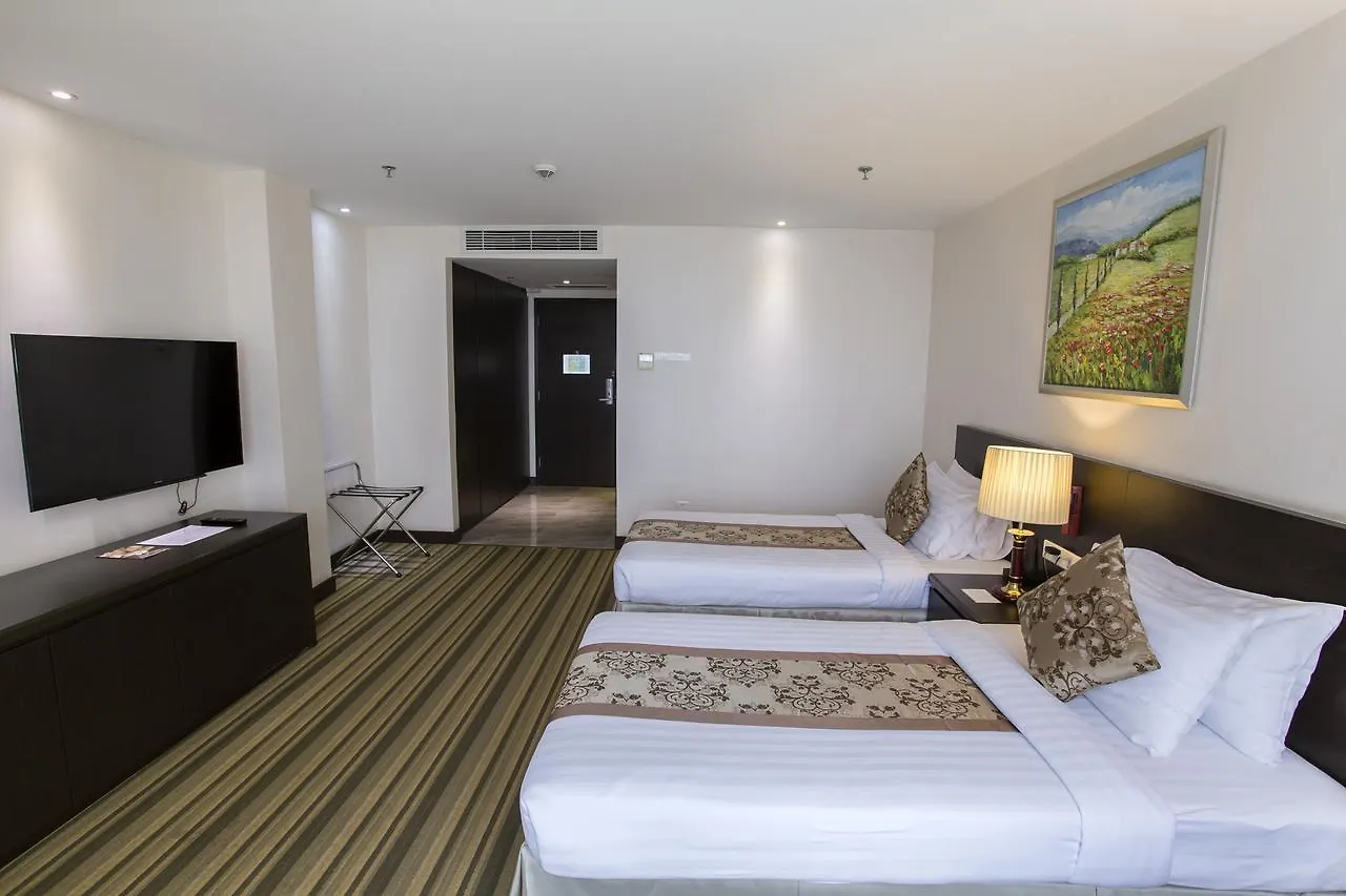 Esperado Lake View Hotel Yangon
