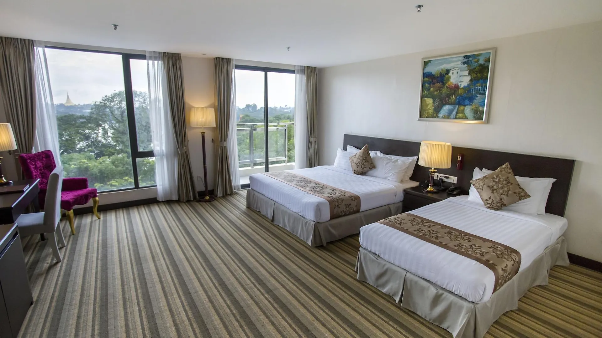 Esperado Lake View Hotel Yangon