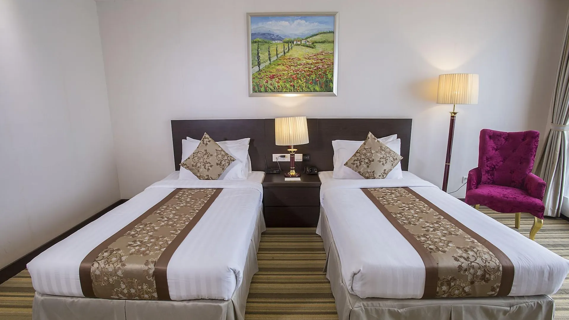 Esperado Lake View Hotel Yangon Myanmar