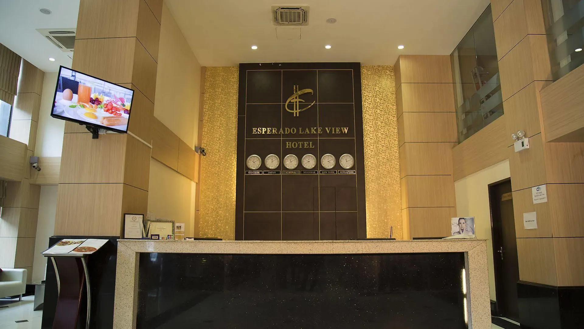 ****  Esperado Lake View Hotel Yangon Myanmar