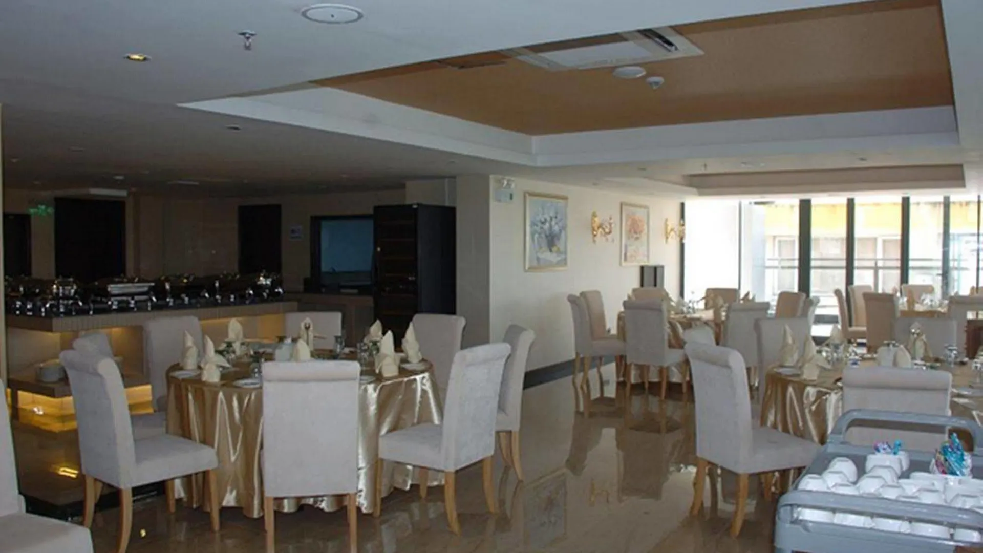 ****  Esperado Lake View Hotel Yangon Myanmar